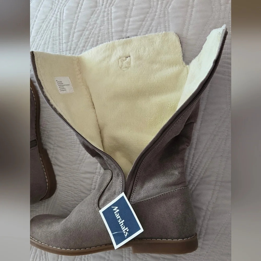Olive & Edie Tessa Boots - Picture 10 of 11